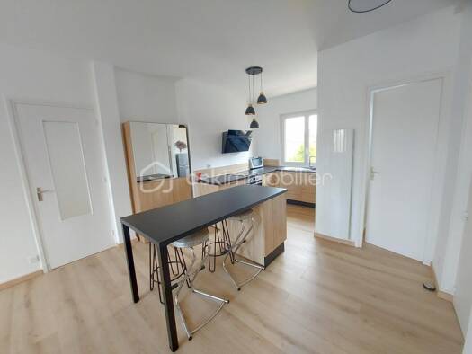 Appartement à vendre 166 000 € 3 pièces 2 chambres 54,6 m² Étage 2/3 Saint Germain-Les Halles Amiens 80000