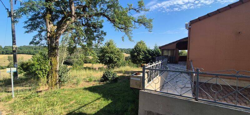 Maison 2 pièces 70 m² · à Mirambeau · 70 m² · 114 030 €