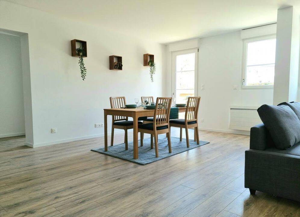 Appartement 3 pièces 100 m² · à Châlons-en-Champagne · 100 m² · 1 020 €