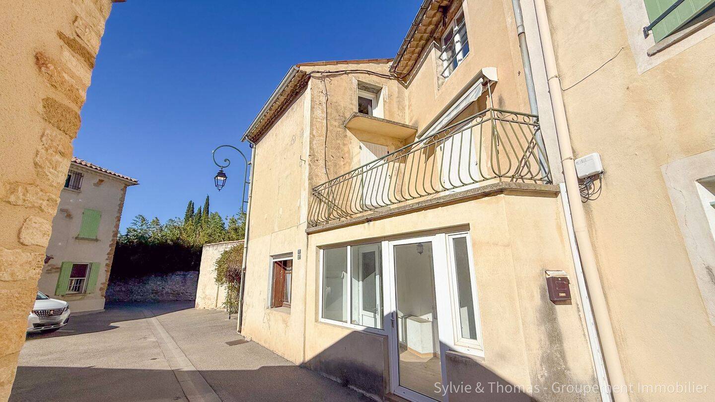 Maison 4 pièces 85 m² · à Piolenc · 85 m² · 121 000 €