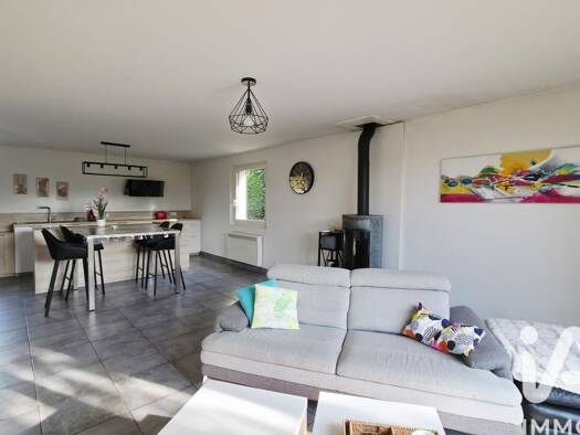 Maison à vendre 319 000 € 5 pièces 4 chambres 171 m² 1 265 m² de terrain Cuzieu 42330