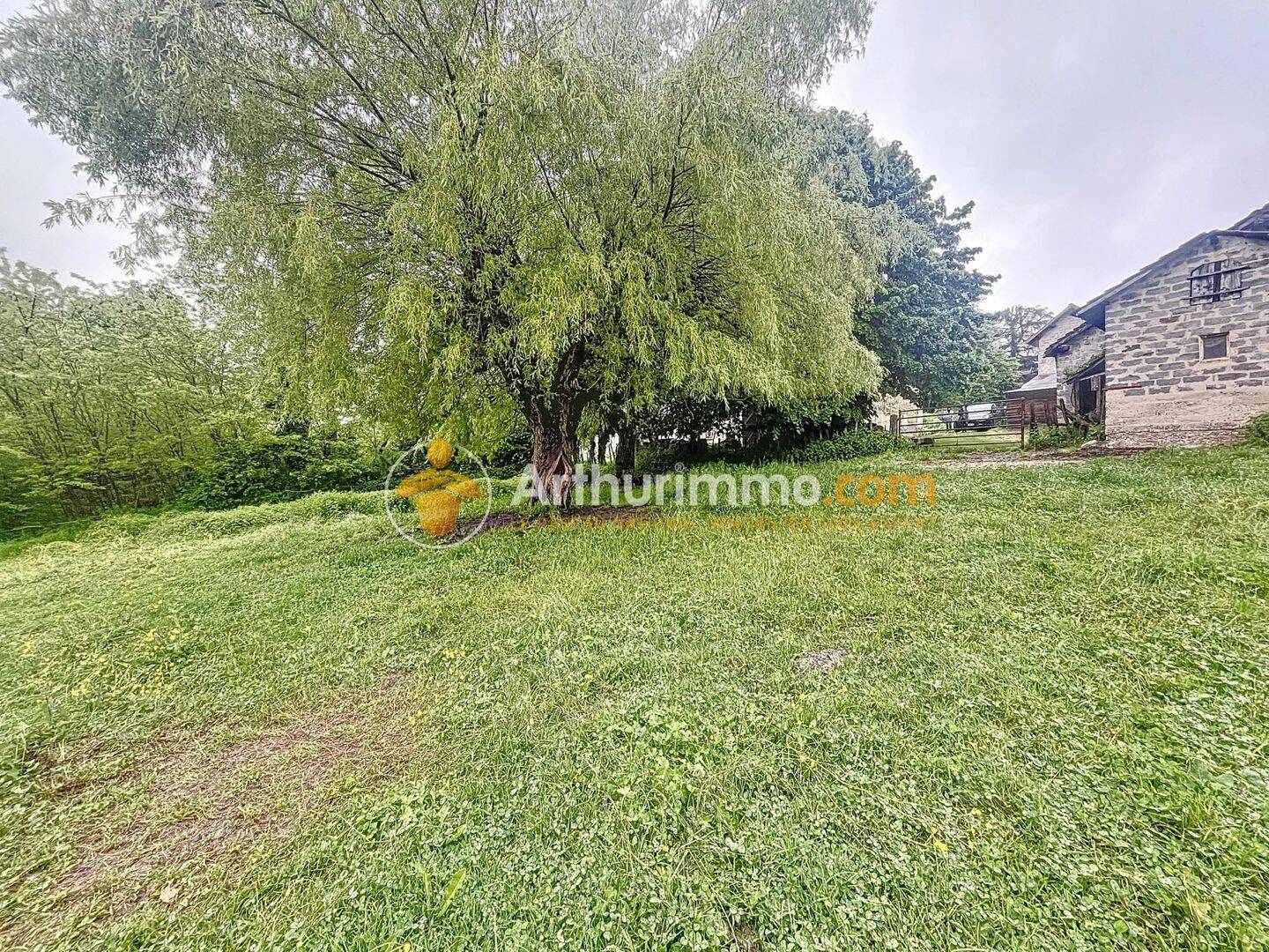 Maison 4 pièces 100 m² · à Saint-Clair-de-la-Tour · 100 m² · 99 000 €