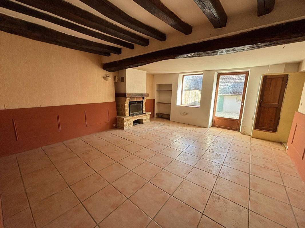 Maison 4 pièces 93 m² · à Parigny-les-Vaux · 92,8 m² · 60 000 €