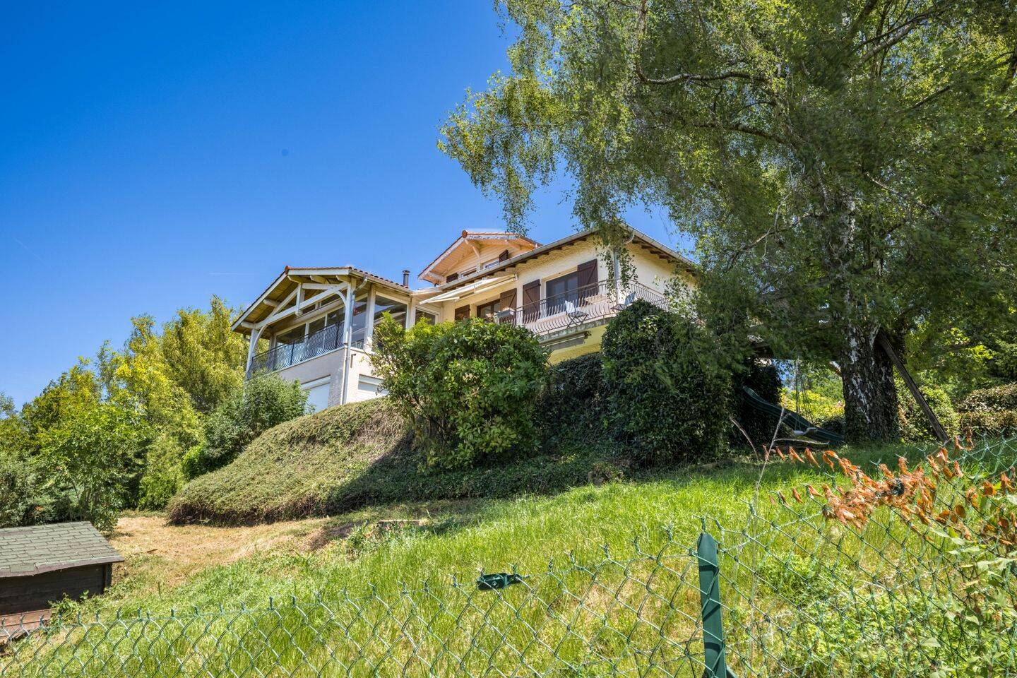 Maison 6 pièces 180 m² · à Sathonay-Village · 180 m² · 735 000 €