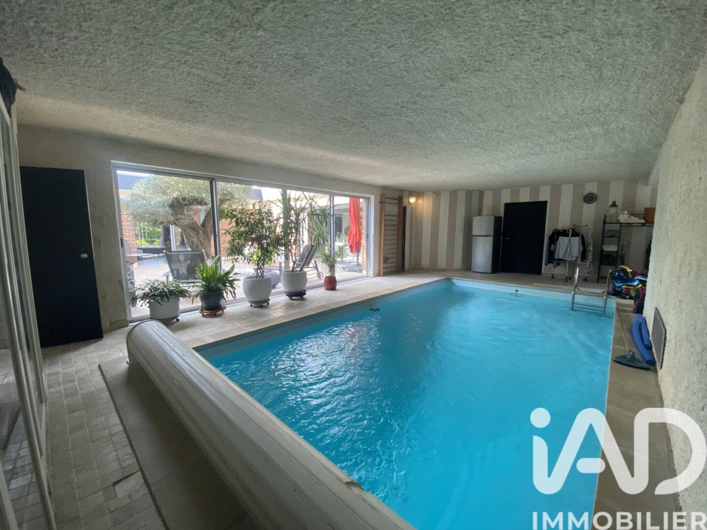 Maison 8 pièces 313 m² · à Carlepont · 313 m² · 595 000 €