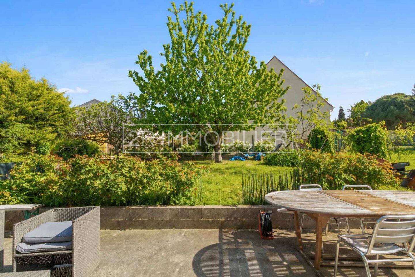 Maison 6 pièces 121 m² · à Chessy · 121 m² · 459 900 €