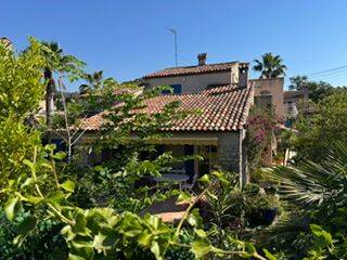Maison 6 pièces 180 m² · à Toulon · 180 m² · 830 000 €