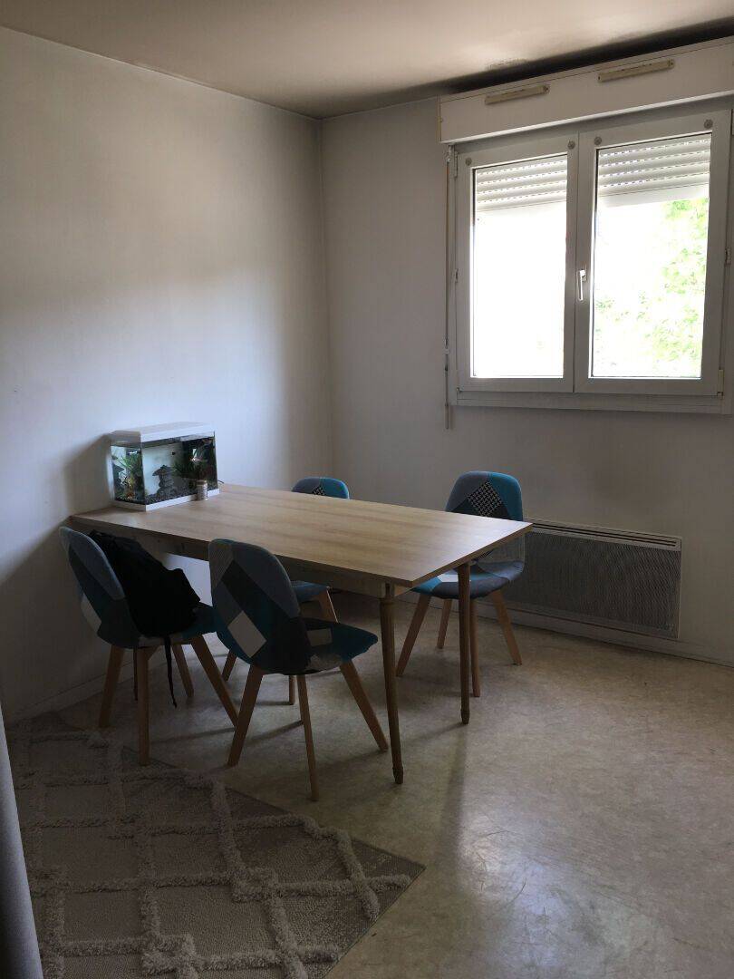 Appartement 1 pièce 31 m² · à Angers · 31 m² · 522 €