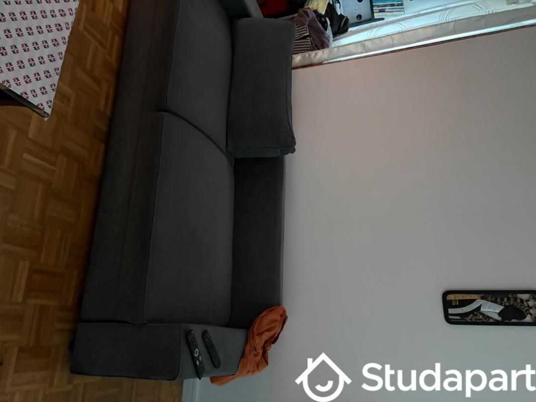 Appartement 1 pièce 13 m² · à Le Vésinet · 13 m² · 700 €/mois