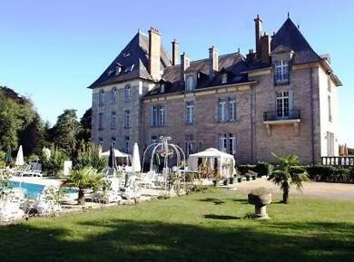 Château à vendre 1 100 000 € 30 pièces 1 700 m² 140 000 m² de terrain Plorec-sur-Arguenon 22130