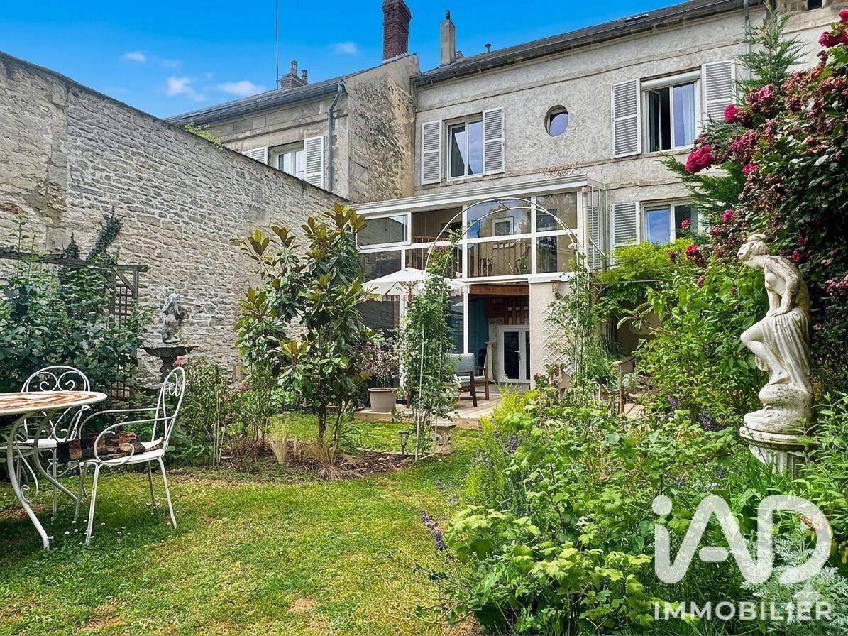 Maison 6 pièces 132 m² · à Mouy · 132 m² · 239 000 €