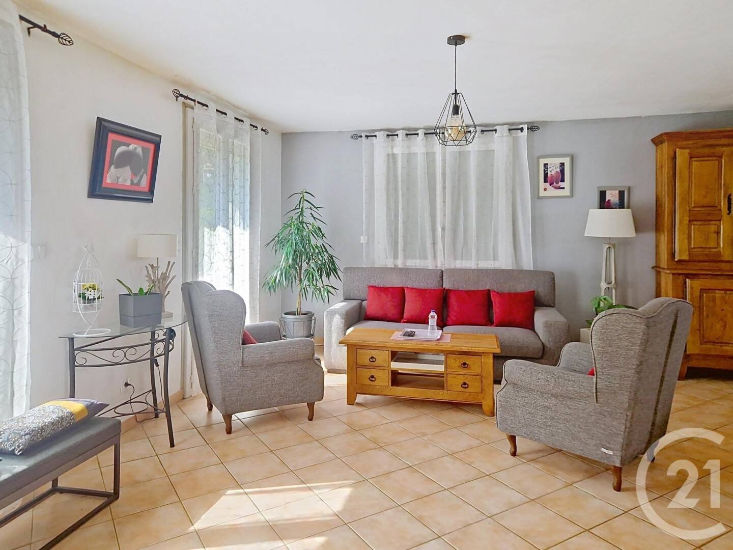 Maison 6 pièces 137 m² · à Épernon · 137,3 m² · 349 000 €