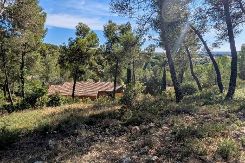 Maison 9 pièces 185 m² · à Saint-Vincent-de-Barbeyrargues · 185 m² · 695 000 €