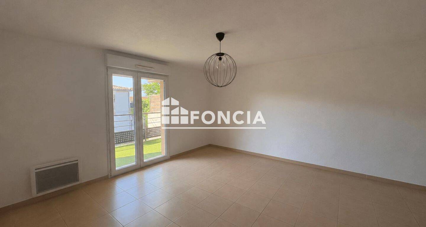 3 pièces 64 m² · à Cavaillon · 63,7 m² · 729 €