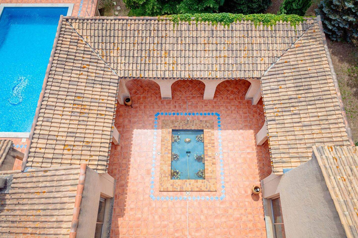 Maison 6 pièces 200 m² · à Les Pennes-Mirabeau · 200 m² · 1 279 000 €