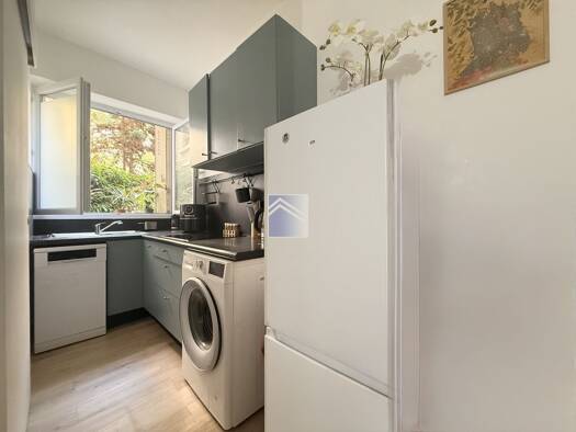 Appartement à vendre 220 000 € 2 pièces 1 chambre 25,1 m² RDC/6 Courbevoie 92400