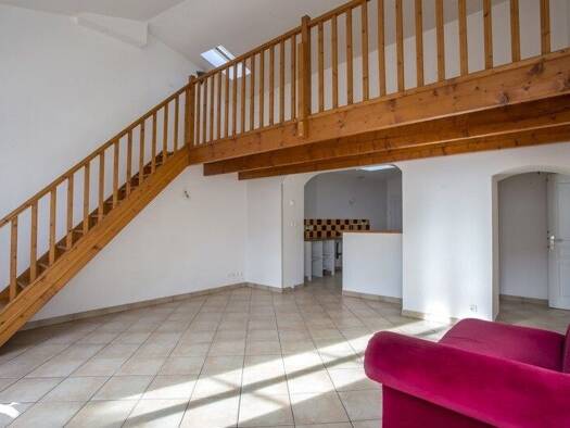 Maison de plain-pied à vendre 170 000 € 4 pièces 3 chambres 87 m² 155 m² de terrain Marans 17230