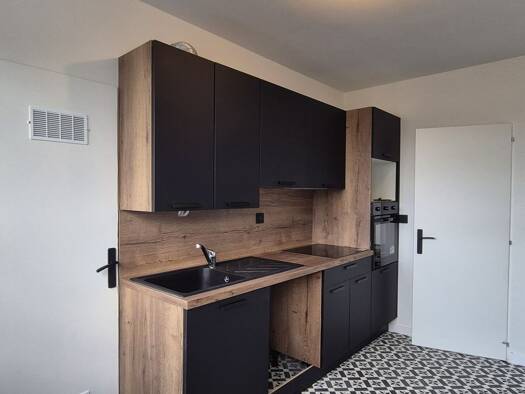 Appartement à vendre 164 000 € 4 pièces 2 chambres 62 m² Étage 3/10 Nord-Sillon-Thébaudières Saint-Herblain 44800