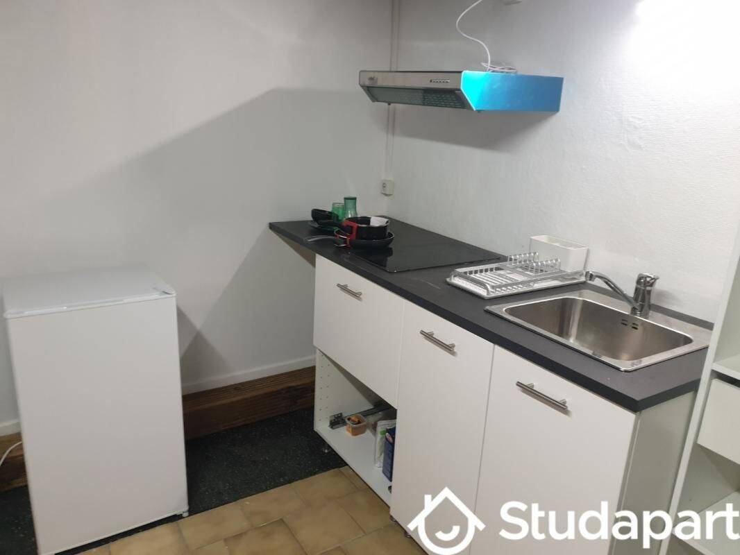 1 pièce 15 m² · à Igny · 15 m² · 560 €