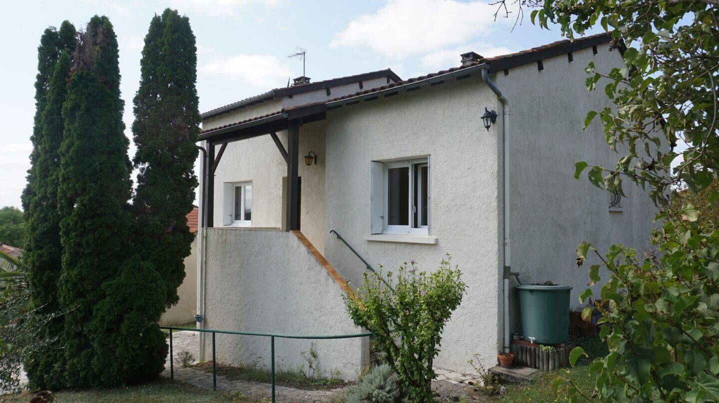 Maison 6 pièces 103 m² · à Castelnau Montratier-Sainte Alauzie · 103 m² · 150 000 €