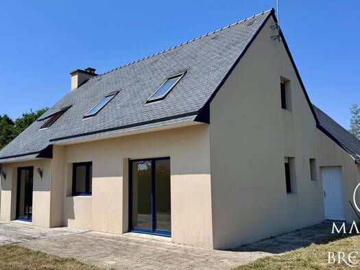 Maison à vendre 572 000 € 4 pièces 3 chambres 110 m² 2 176 m² de terrain Névez 29920