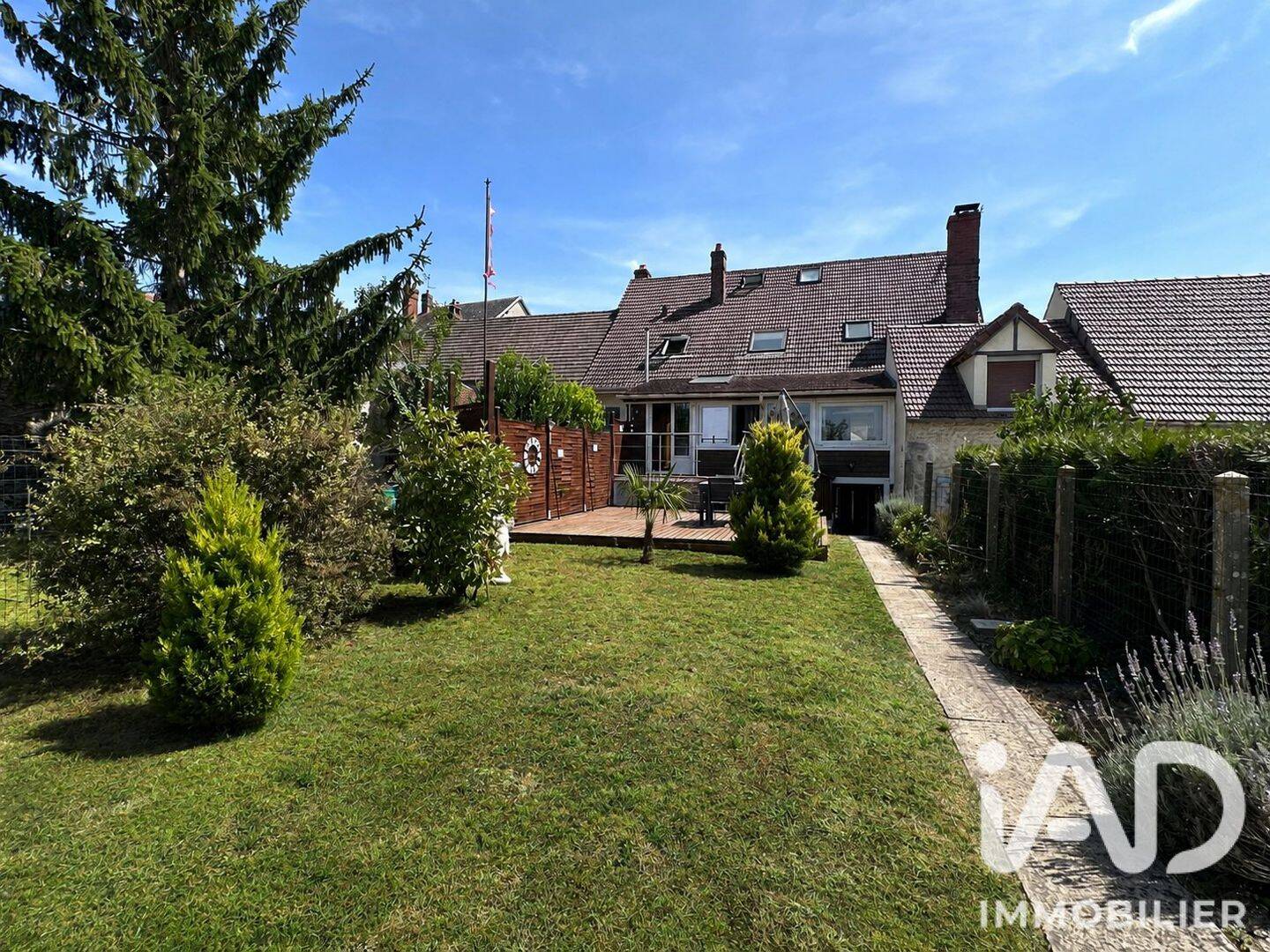 Maison 8 pièces 198 m² · à Le Malesherbois · 198 m² · 299 000 €