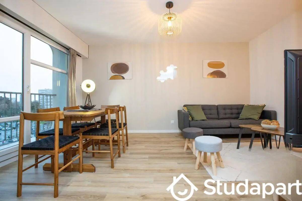 1 pièce 12 m² · à Rennes · 12 m² · 439 €