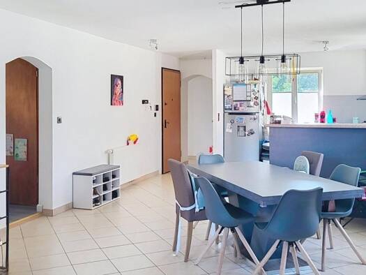 Appartement à vendre 185 000 € 5 pièces 3 chambres 105 m² Étage 1/1 Ensisheim 68190