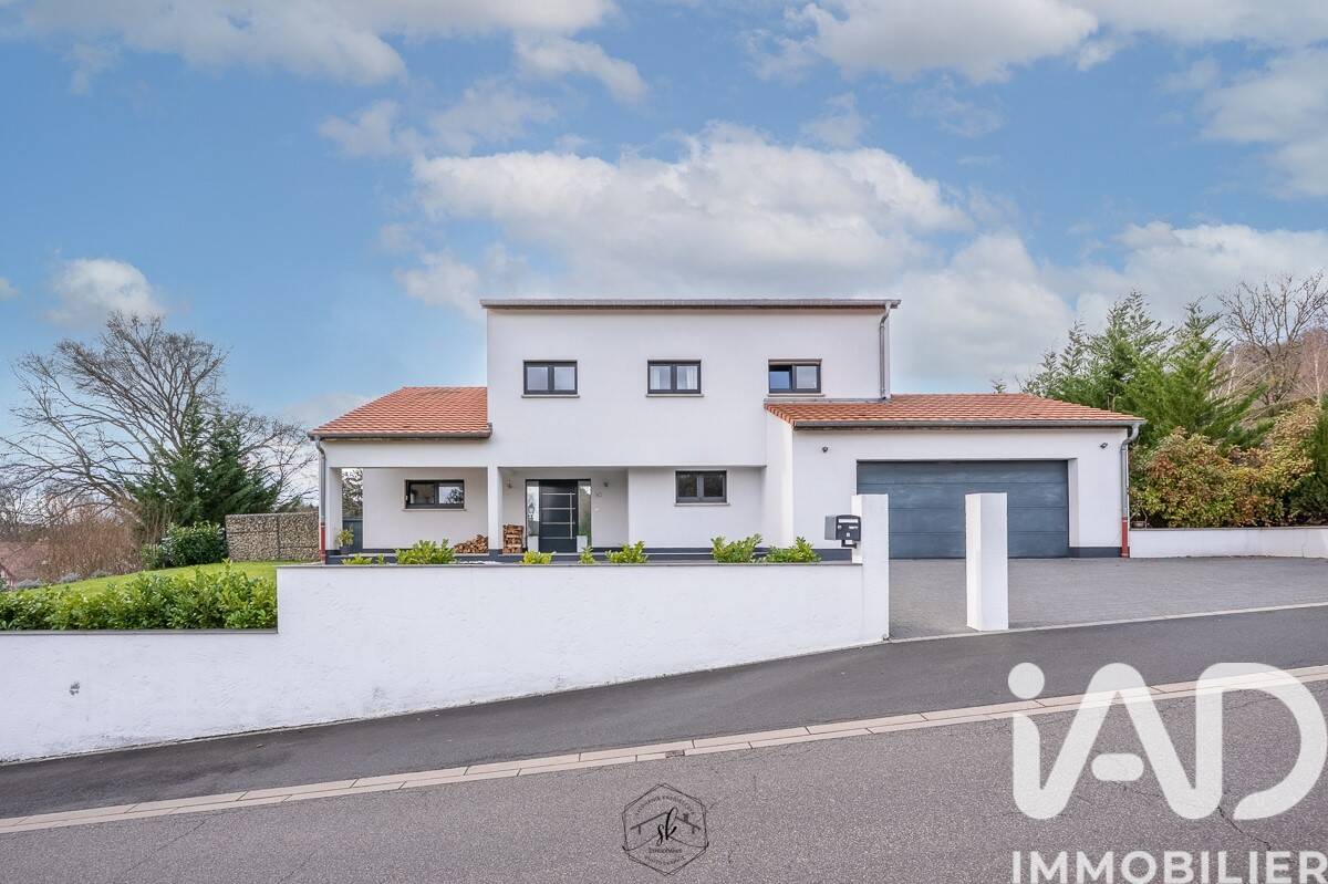 Maison 9 pièces 214 m² · à Thionville · 214 m² · 945 000 €