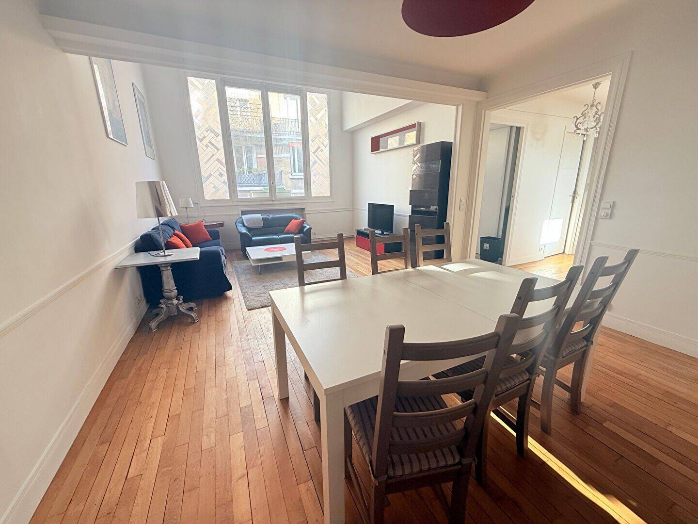 Appartement 4 pièces 94 m² · à Paris 17ème Arrondissement · 94 m² · 3 500 €/mois