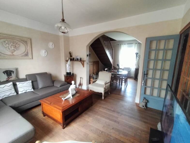 Maison à vendre 397 000 € 7 pièces 4 chambres 210 m² Saint-Marcel 71380