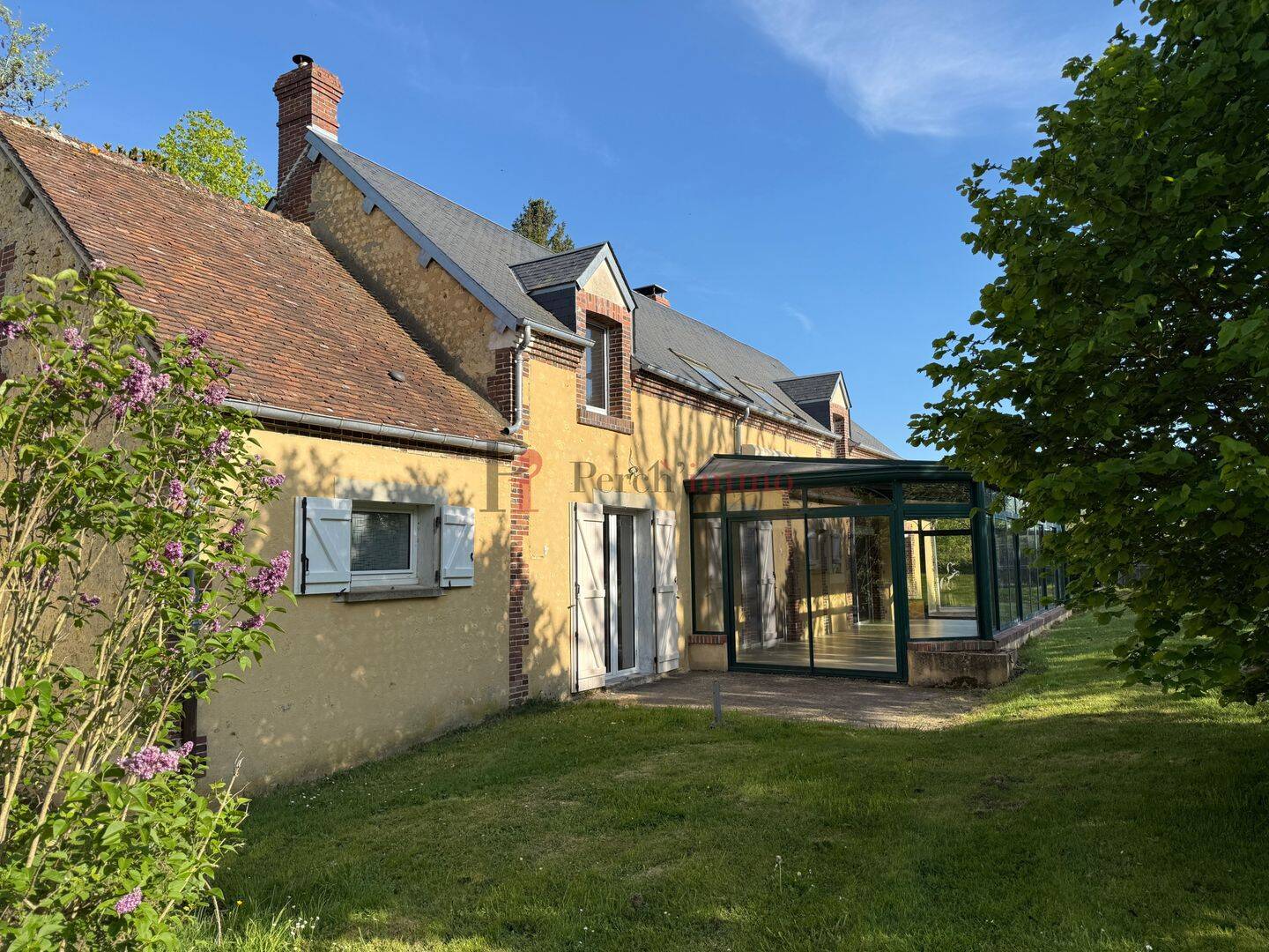 Maison 7 pièces 211 m² · à Mortagne-au-Perche · 210,9 m² · 299 500 €