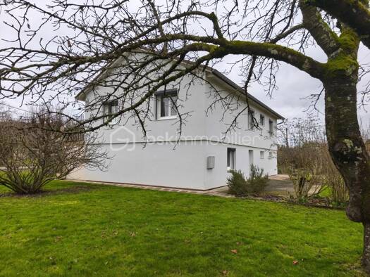 Maison à vendre 210 000 € 5 pièces 4 chambres 104 m² 1 241 m² de terrain Saint-Loup 39120