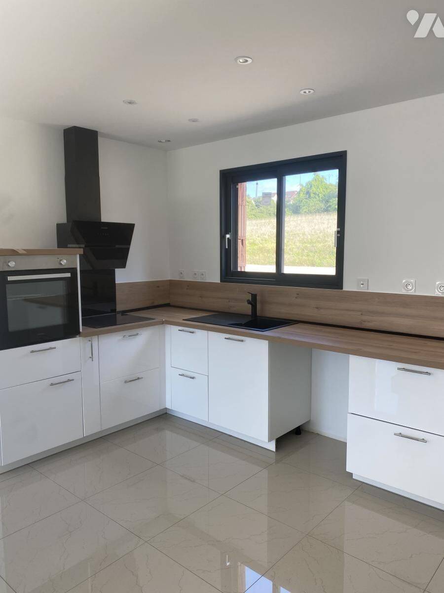 Maison 4 pièces · à Dole · 1 280 €