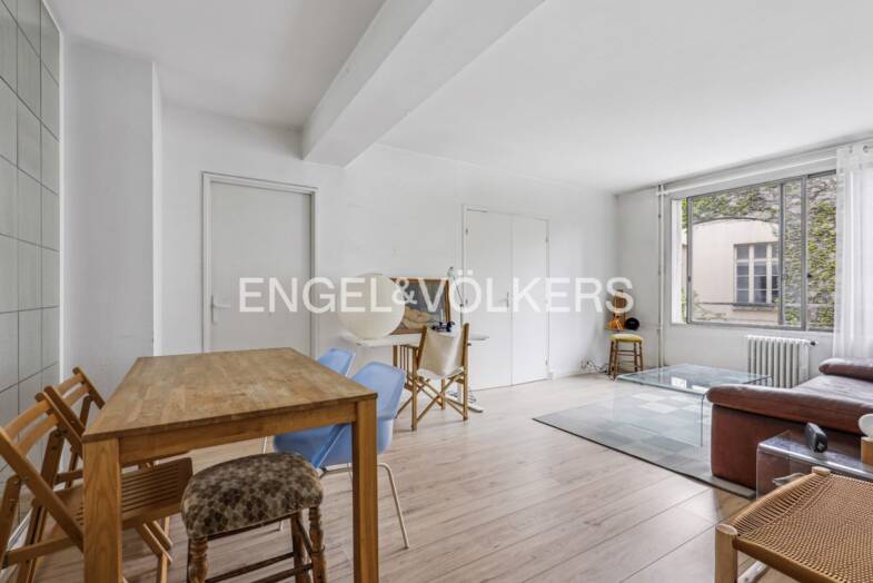 Appartement à vendre 500 000 € 2 pièces 1 chambre 49 m² Étage 4/6 Violet Commerce Paris 15ème 75015
