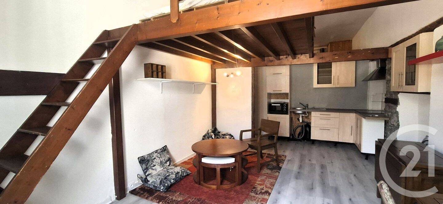 Appartement 1 pièce 34 m² · à Chambéry · 34 m² · 450 €