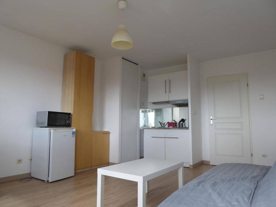 Appartement 1 pièce 30 m² · à Oullins-Pierre-Bénite · 30 m² · 625 €/mois