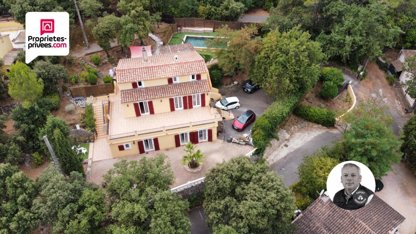 Maison 8 pièces 205 m² · à Trans-en-Provence · 205 m² · 599 900 €
