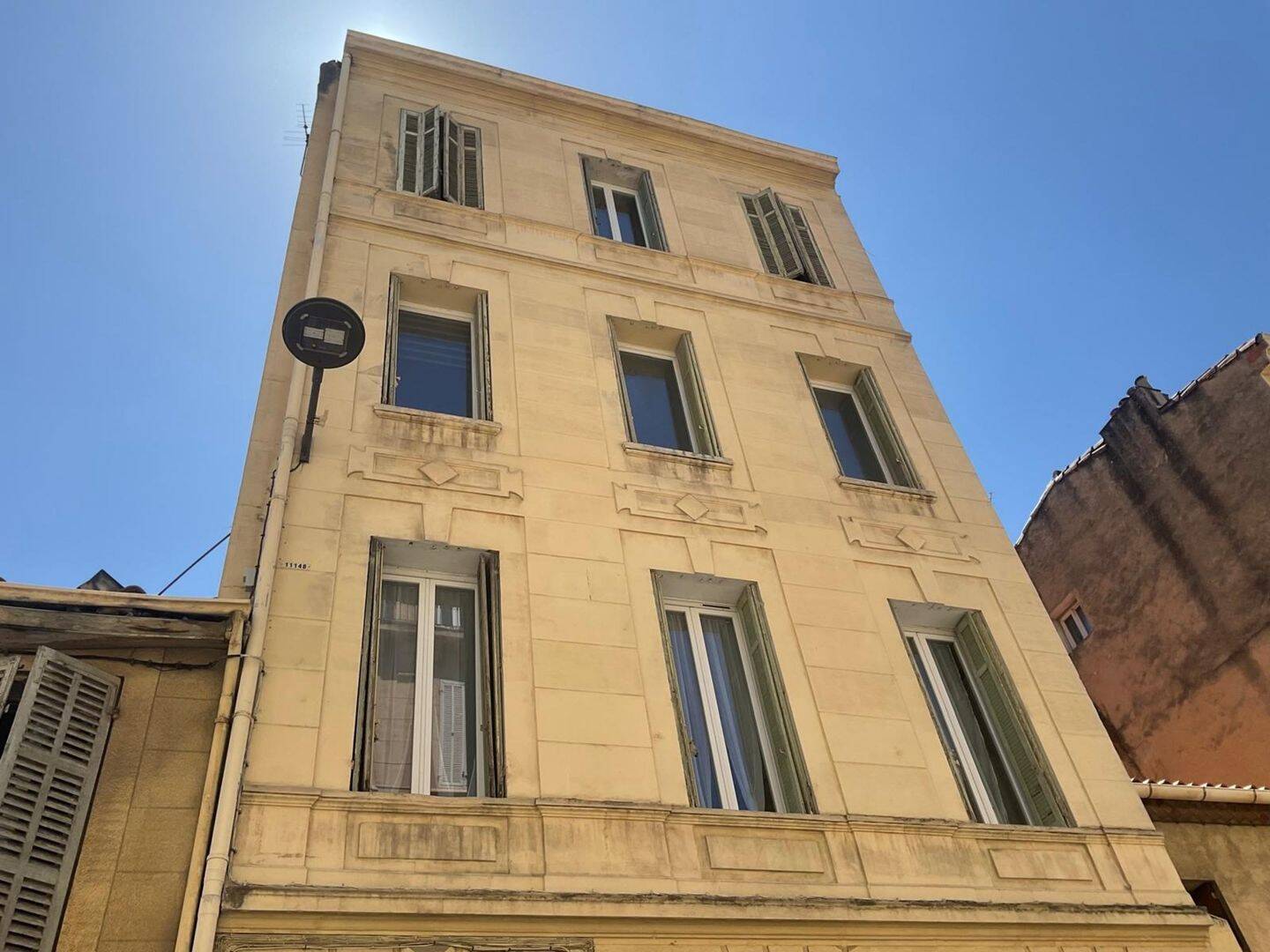 Appartement 2 pièces 38 m² · à Marseille 5ème Arrondissement · 38 m² · 735 €