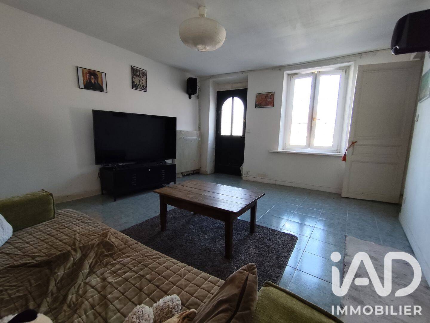 Maison 6 pièces 159 m² · à Fère-en-Tardenois · 159 m² · 99 000 €