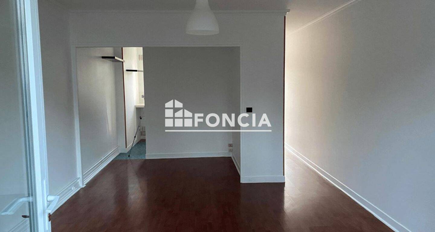 Appartement 1 pièce 28 m² · à Ermont · 27,6 m² · 720 €/mois