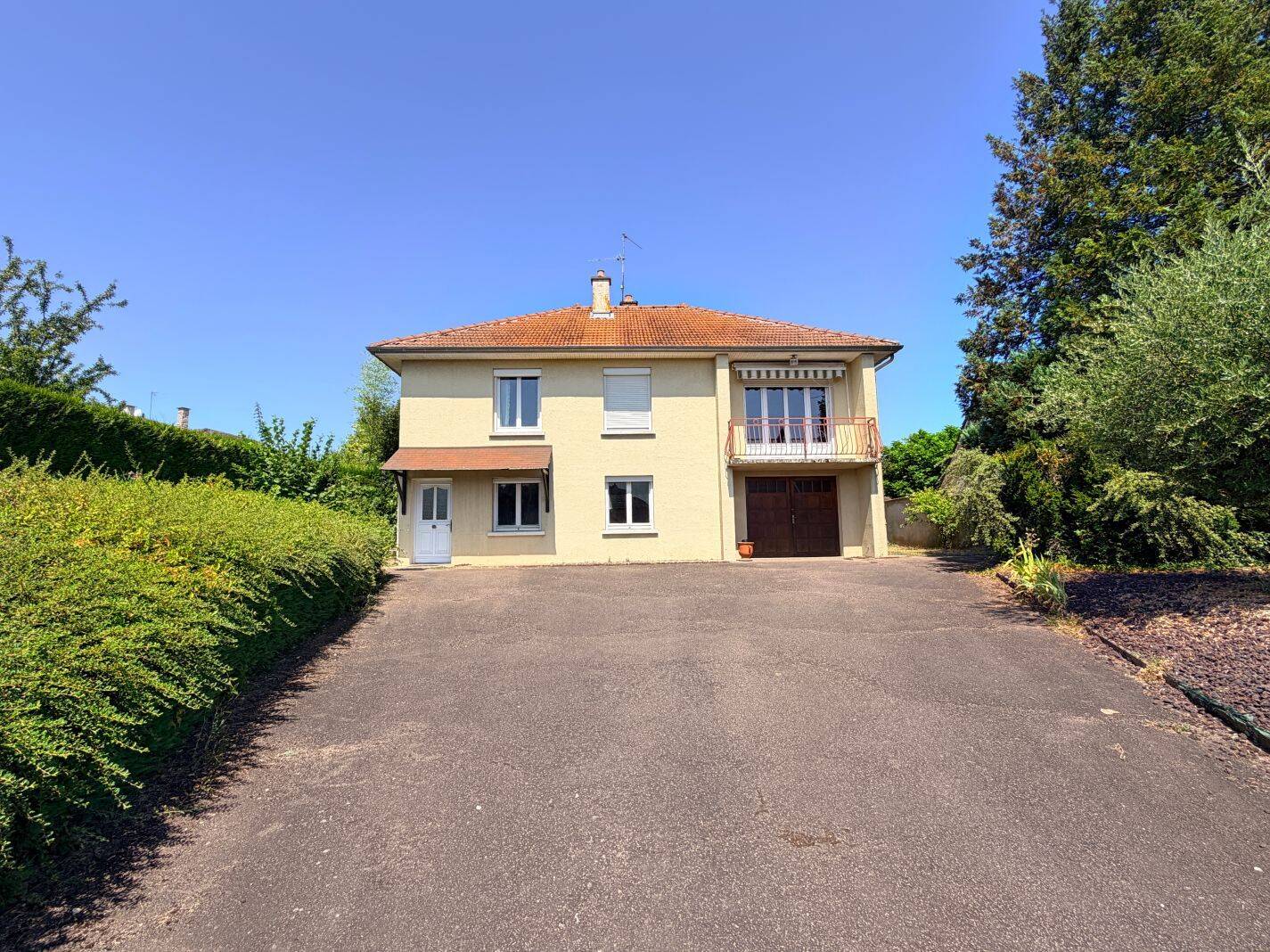 Maison 6 pièces 115 m² · à Crissey · 115 m² · 169 000 €