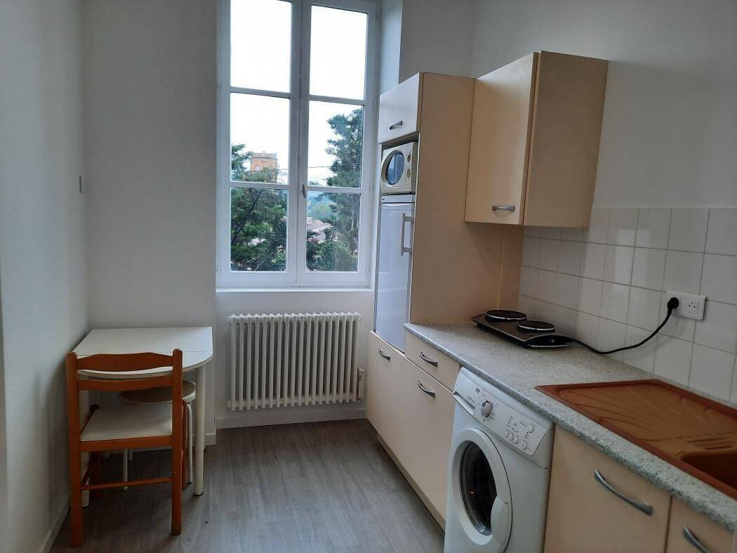 Appartement 1 pièce 27 m² · à L'Arbresle · 27 m² · 410 €