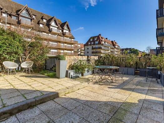 Appartement à vendre - Première occupation 519 000 € 2 pièces 1 chambre 48 m² RDC/4 Deauville 14800