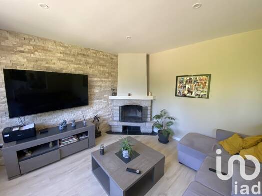 Pavillon à vendre 198 200 € 4 pièces 2 chambres 83 m² 1 367 m² de terrain Périers 50190