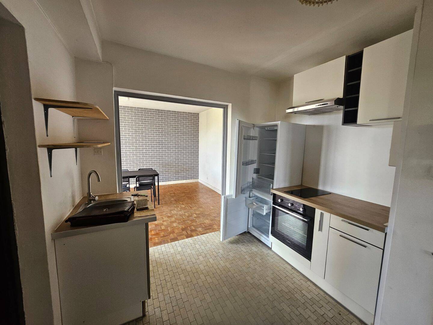 IDEAL COLOCATION A 2 (ou famille): VILLEURBANNE metro Flachet — 4