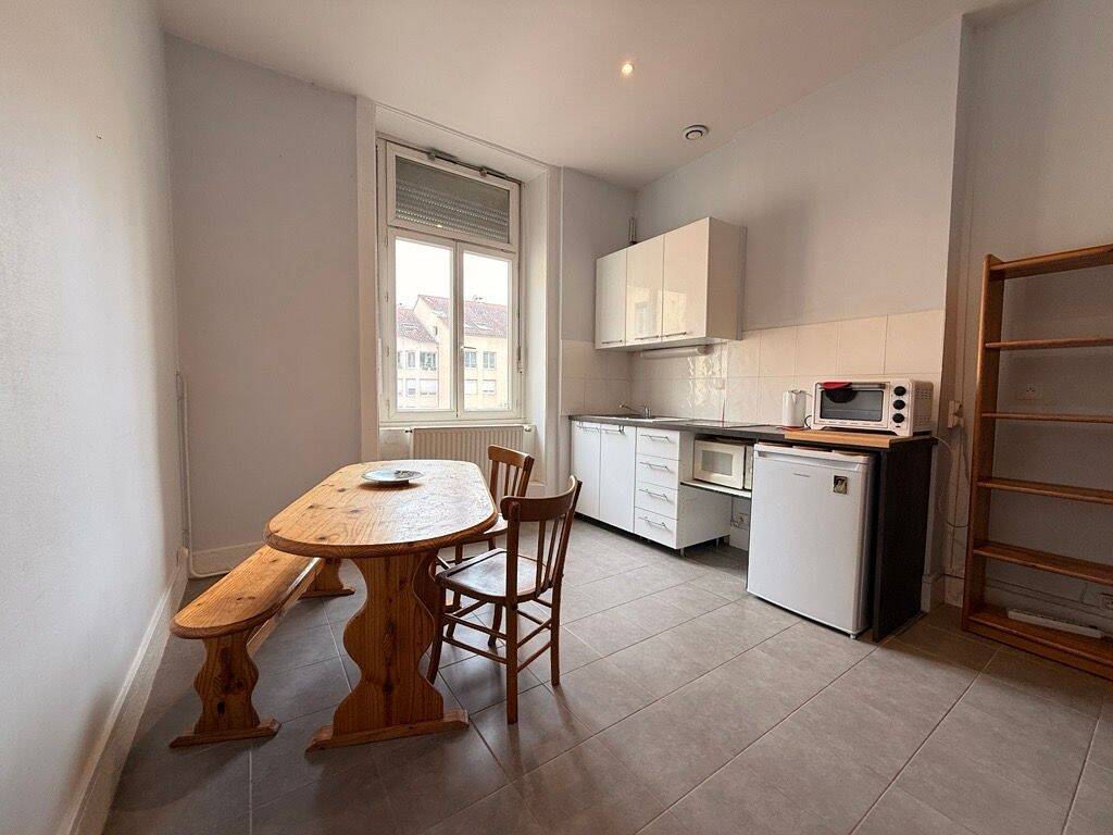 Appartement 1 pièce 32 m² · à Lyon 3ème Arrondissement · 32 m² · 850 €