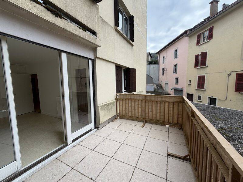 Appartement 3 pièces 86 m² · à Saint-Claude · 86 m² · 96 000 €