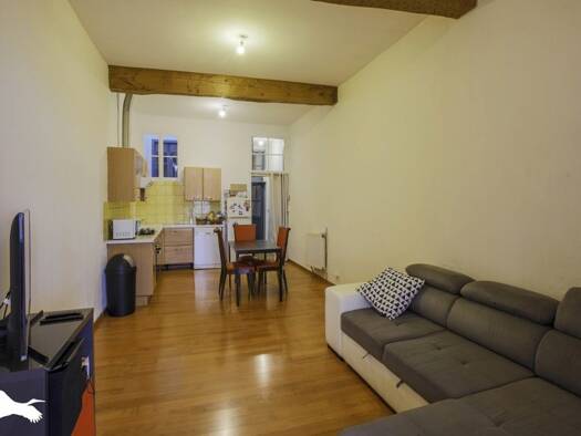 Immeuble à vendre 205 000 € 223 m² Gimont 32200