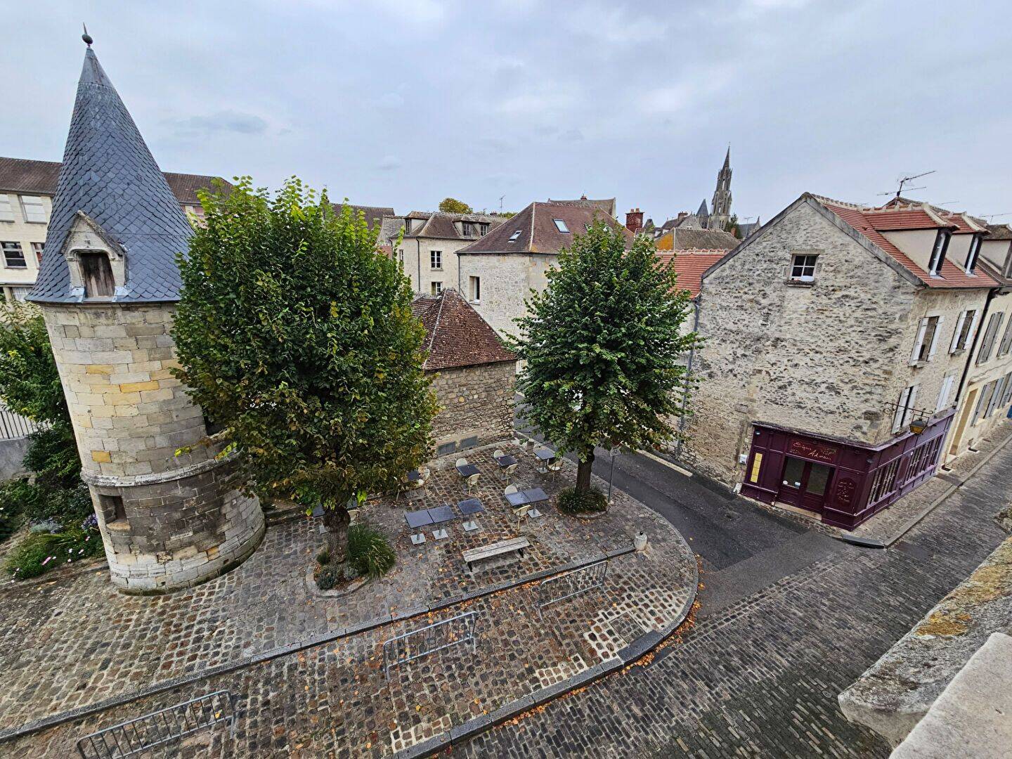 Appartement 1 pièce 30 m² · à Senlis · 30,2 m² · 108 000 €